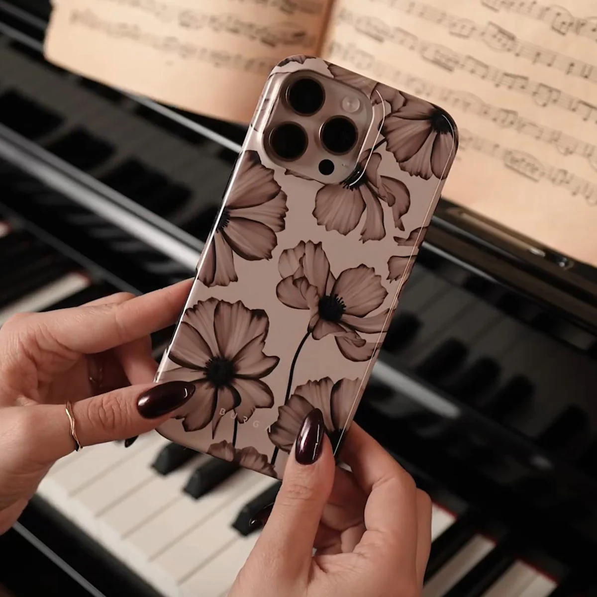 Barely Yours - Samsung Galaxy S26 Funda - Image 40