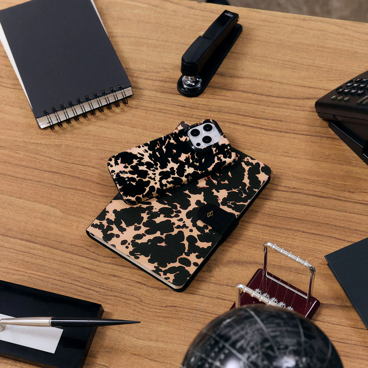 Betty - Samsung Galaxy S26 Plus Funda - Image 45