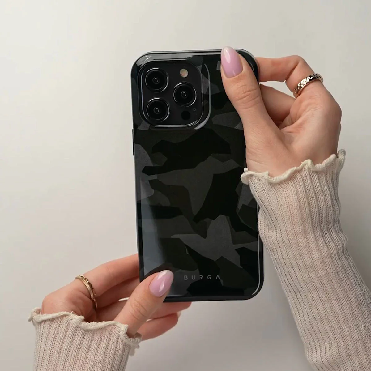 Night Black Camouflage - Samsung Galaxy A57 5G Funda - Image 5