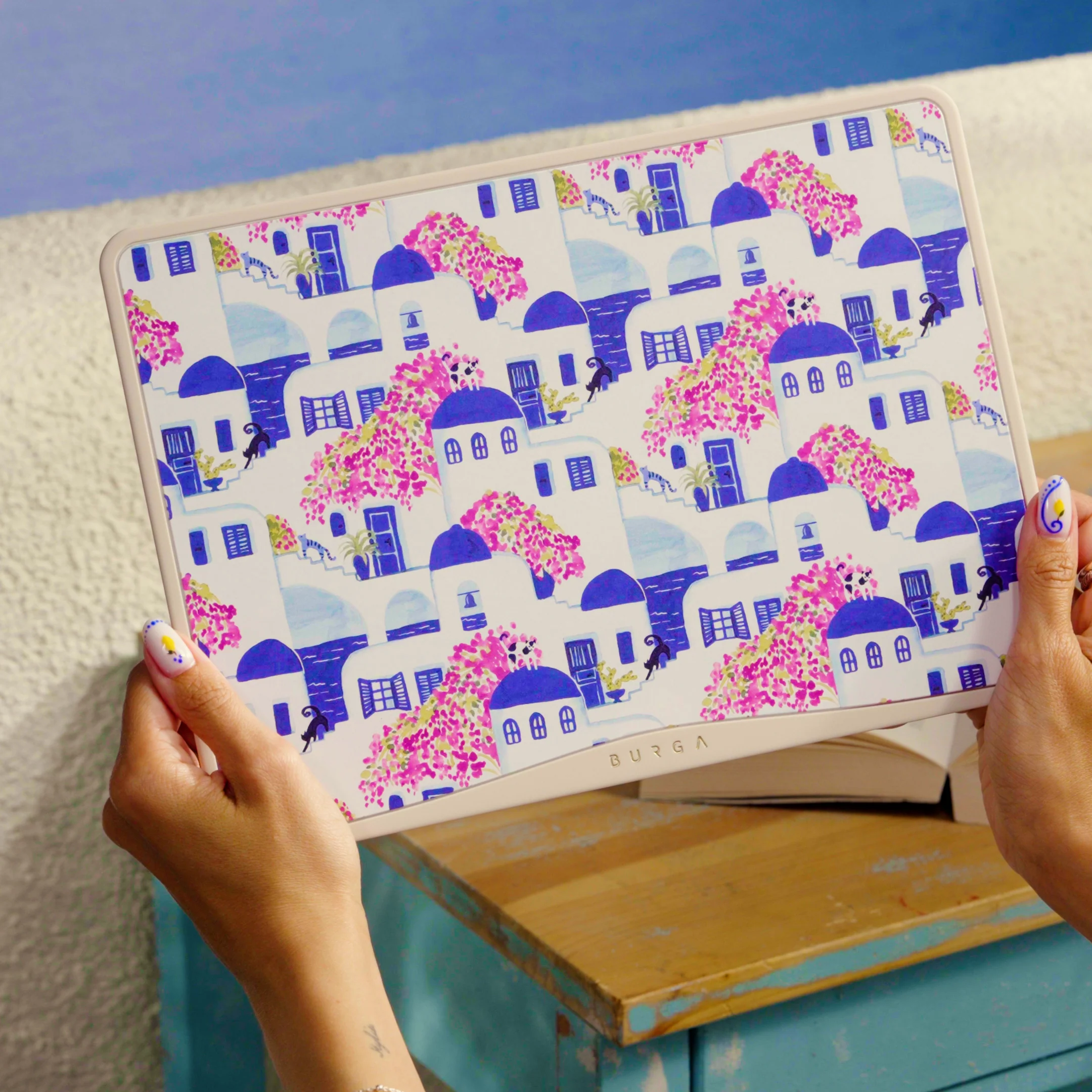 Kafenio - Funda para Macbook - Image 29