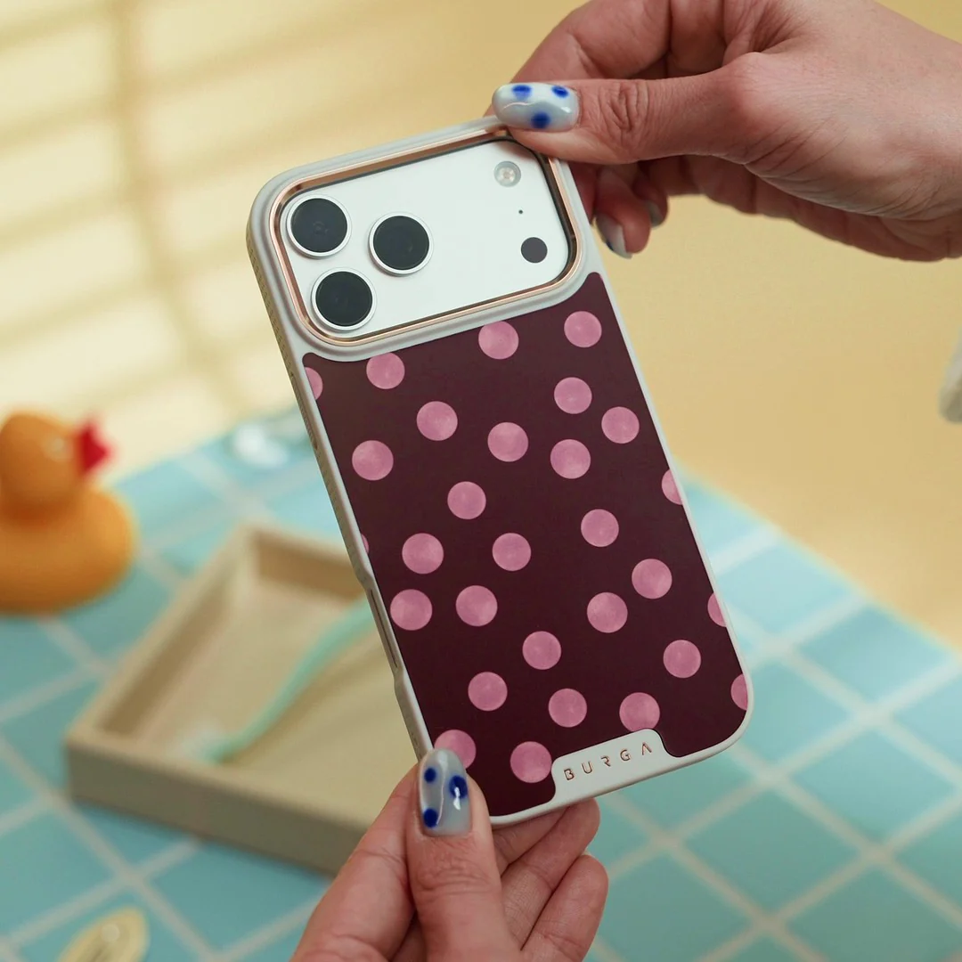 Pillow Talk - iPhone 15 Pro Funda - Image 44