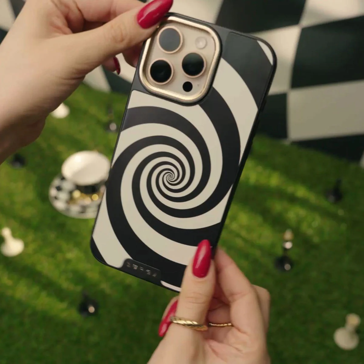 Rabbit Hole - Samsung Galaxy S26 Funda - Image 65