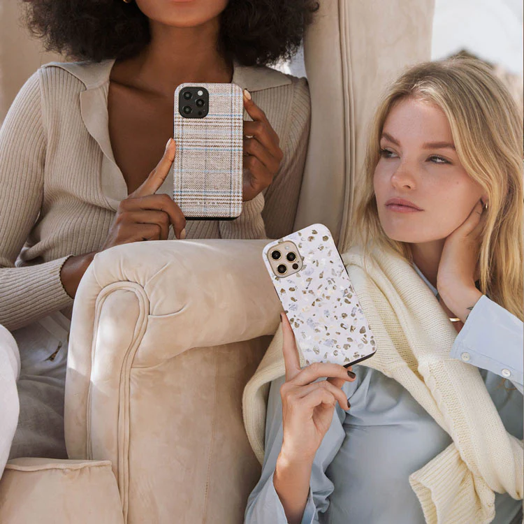 Cosy Sweater - iPhone 17e Funda - Image 8