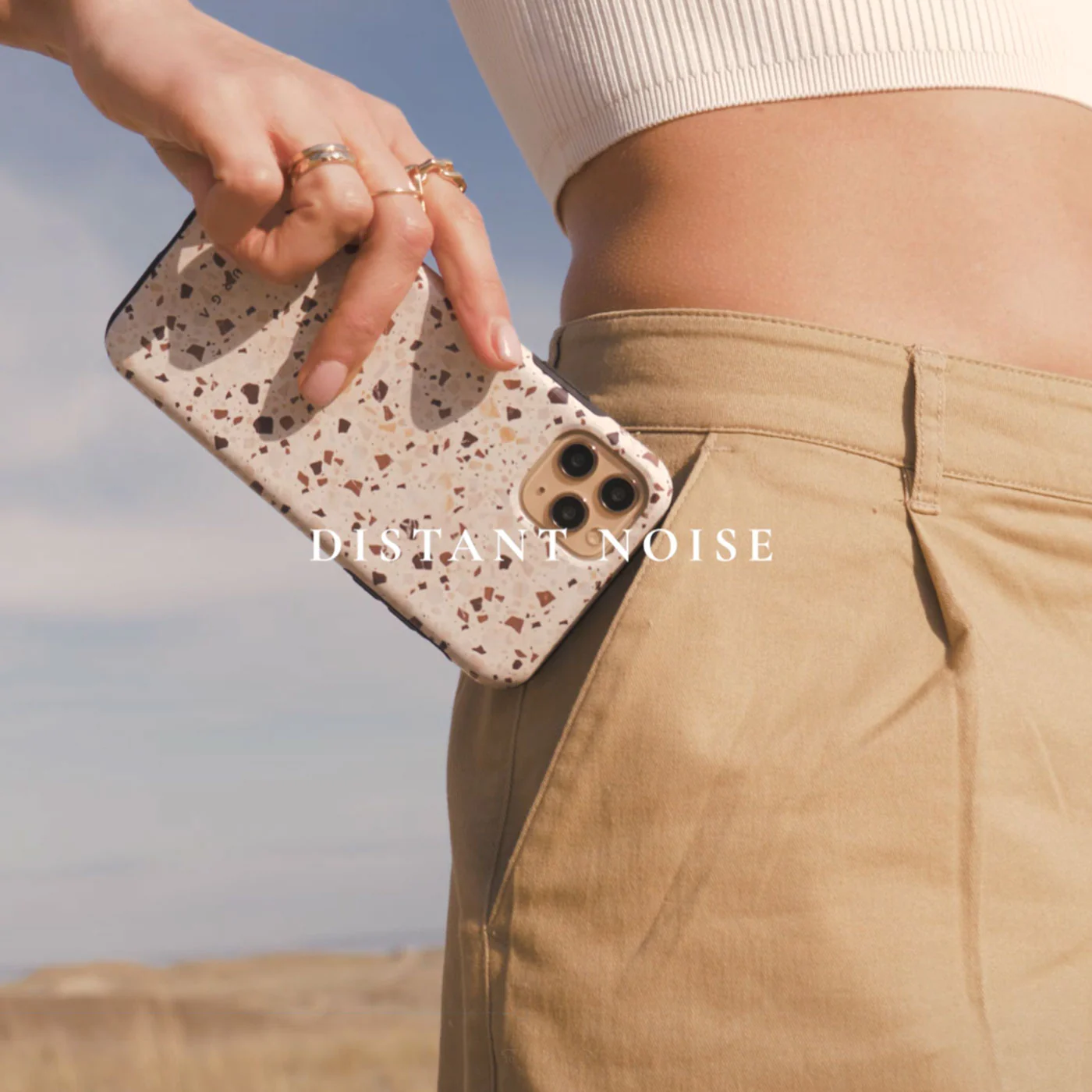 Distant Noise - Samsung Galaxy S26 Plus Funda - Image 40